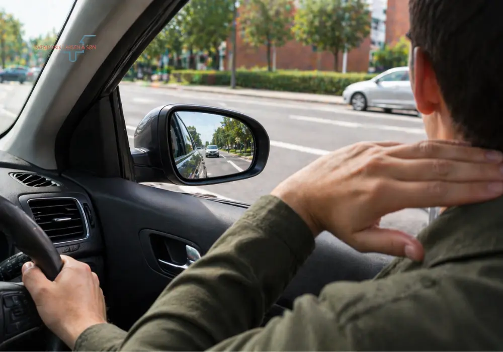 Teknikker til observér trafik – spejle, skuldre og orientering